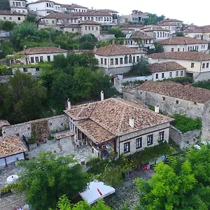 Pensjonat Iljesa, Berat